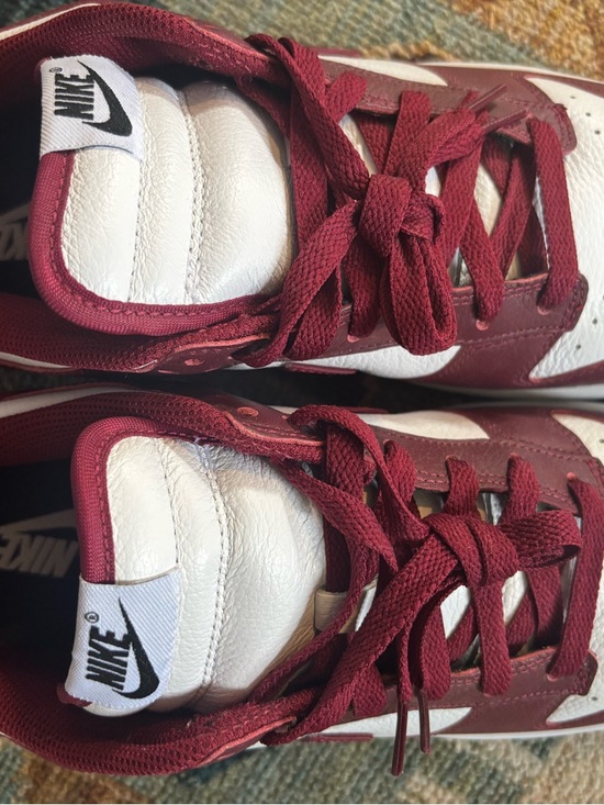 NEW Nike Dunks - Picture 4 of 6